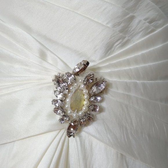 NWT! Alfred Angelo 2052 Wedding size 12 - Picture 8 of 8